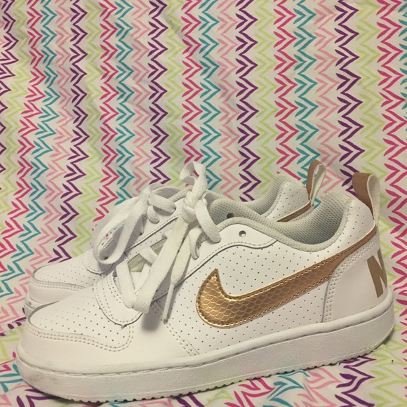 Nike - Picture 5 of 6